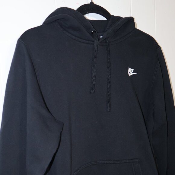 Nike Hoodie – Black (Men’s S) - Picture 2 of 9